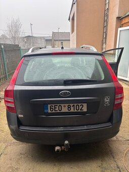 Prodám Kia ceed combi - 11