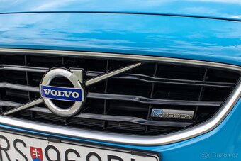 Volvo V40 D4 2.0L Drive-E Momentum - 11