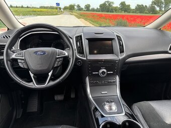 Ford Galaxy automat 140kw 7 místné - 11
