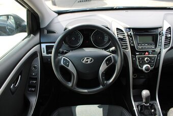 Hyundai i30 1,4 CVVT NOVÉ V ČR,TRIKOLOR,2012 - 11