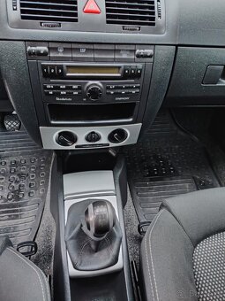 prodám Škodu Fabii 1 kombi 1.4 16V 59kw edice SPORT,r.v.2007 - 11