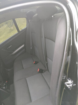 BMW 318i E90 - 11