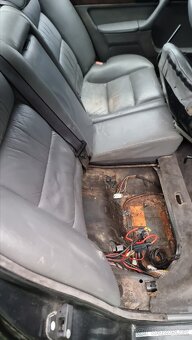 BMW E32 750 12V 5.0 - 11