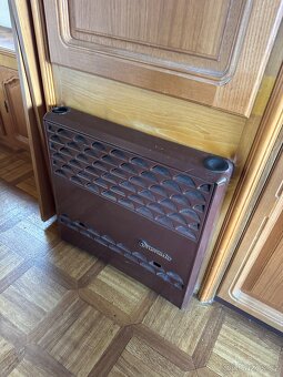 Karavan Tabbert Comtesse 530 - Doklady - 11