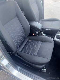 Ford Mondeo 1.8i benzín 81 kW - 11