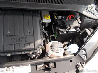 Volkswagen up 1.0 MPI 55 kW, KLIMA,NOVÁ STK, TOP SAV - 11