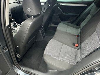 Skoda octavia 1.4tsi combi - 11