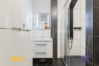 Prodej bytu 3+kk 65 m2 s vlastní zahradou 127 m2 a dvěmi stá - 11