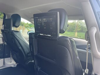 Chrysler Pacifica 3,6 DVD LIMITED ADAPT 8 míst 2017 - 11