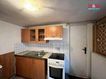 Pronájem 1+kk a 2+1 v RD, 120 m² Nová Ves - Ohrada - 11