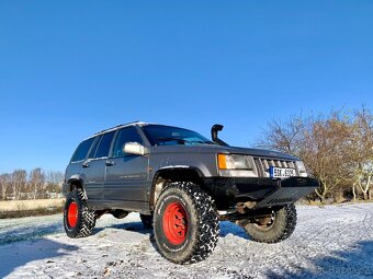 JEEP GRAND CHEROKEE ZG 5.9 - 11