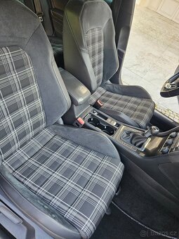 VW Golf VII GTD 2.0 TDI 135 kW 2016 Panorama Navi 2 sady kol - 11
