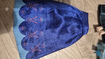 Elsa a Anna, ledové království - 11