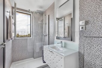 Španělsko, Apartmán 3kk(66m2) přímo u moře. - 11