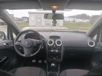 OPEL CORSA 1,4 16V 74kW SPORT - 11