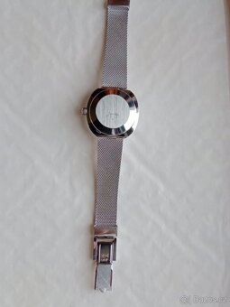 Krásné  funkční postříbřené  hodinky Zentra - 11