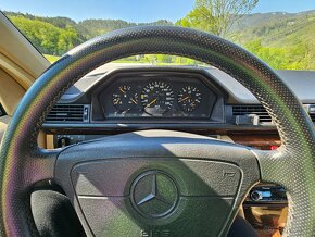 Mercedes-Benz W124 250 Turbodiesel - 11