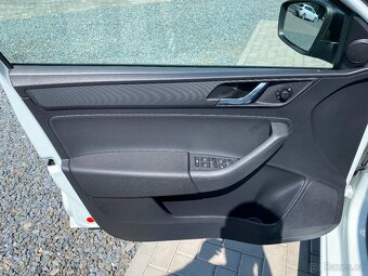 Škoda Rapid, 1.2 TSI 77kW -1xMAJ.-XENON-ALU - 11