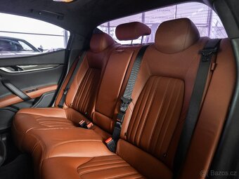 Maserati Ghibli - 11