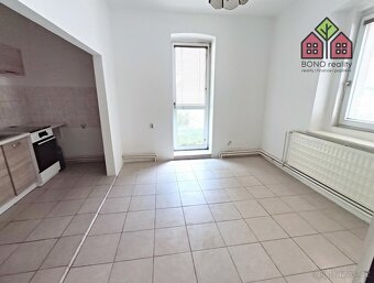 Prodej RD 6+1 s menší zahrádkou, pozemek 559 m2, obec Volfar - 11