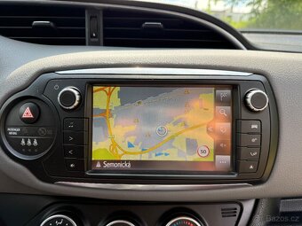 Toyota Yaris 1.3 - 11