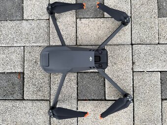 DJI Mavic 3 Cine Premium Combo - 11