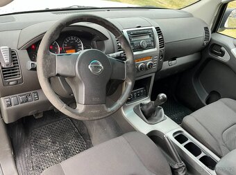 Nissan Pathfinder 2.5DDTi 4x4 - 11