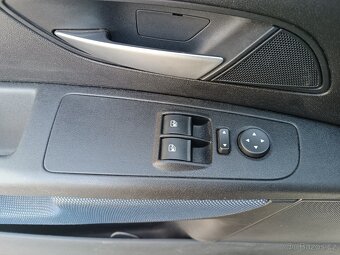 Fiat Grande Punto - 11