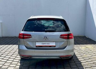 Volkswagen Passat 2.0BiTDI 176kW Highline - 11
