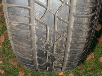 1xLetní pneu DUNLOP SP SPORT 2020E  195/60 R15   1x 7,3MM - 11
