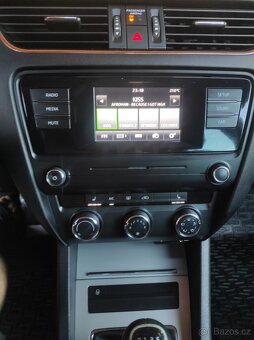 Prodám Škoda Octavia III 1,6 TDI rv.2014 najeto 170000km - 11