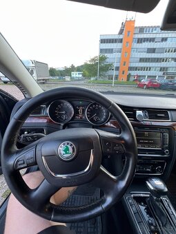 Škoda Superb II 2.0 TDI AUTOMAT - 11