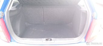 Škoda Fabia AB hatchback 1.4i, rok 2001 - 11
