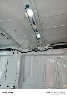 Ford transit 350 Trend - 11
