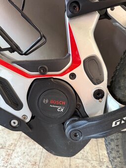 Celoodpružené elektrokolo Ghost asx hybrid s 750hw baterií - 11