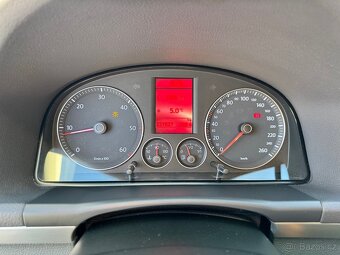 Volkswagen Touran 1.9 TDI 77kW Highline - 11