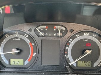 Fabia I 1.2HTP 47kW - nájezd 98.000km - 11