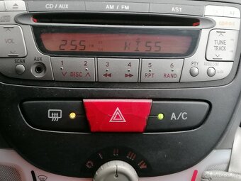 CITROEN C1 AUTOMAT (PEUGEOT 107) - 11