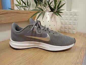 Nike dámské sportovní tenisky vel. 41 - 11