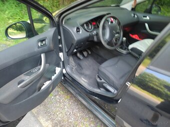 Peugeot 308 1,4 70 kw rok 2009 najeto 147000 - 11