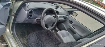 Prodám Renault Megane Break 1.6i 79kW kombi - 11
