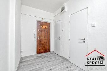 Pronájem družs. bytu o velikosti 2+1+ prostorná lodžie/56 m2 - 11