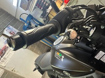 Yamaha mt 125 - 11