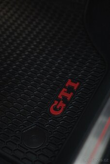 VW Golf 7,5 GTi DSG FullLED Stav nového vozu - 11