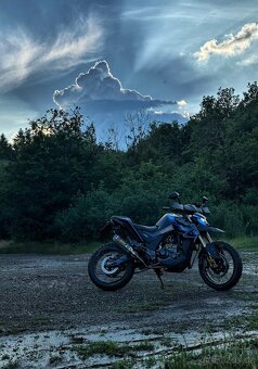 Zontes 125 Hyper Trail (při rychlém jednání sleva) - 11