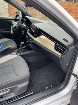 ŠKODA SCALA 1.5TSI 110kw, ZÁRUKA, NAJETO 8tis.KM, DSG - 11