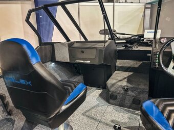 NOVÁ motor. loď Velex 585 + Mercury F 150 - 11