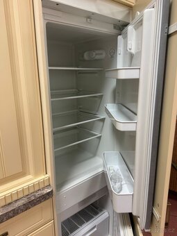 Prodám luxusní kuchyňskou linku Nobilia Castello Provance - 11