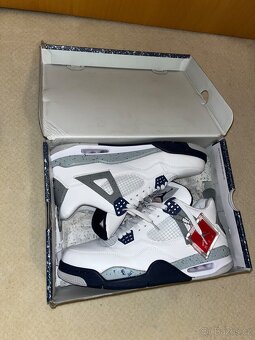 Air Jordan 4 midnight navy - 11