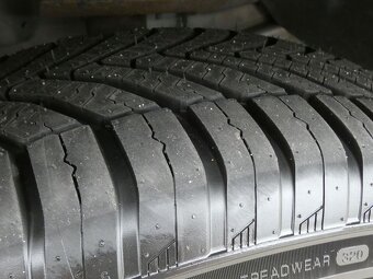 Fiat Freemont 2.0 MJT GO AUTOMATU VÝPRODEJ - 11